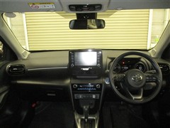 ヤリスクロス HV G