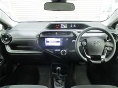 アクア S スタイルブラック