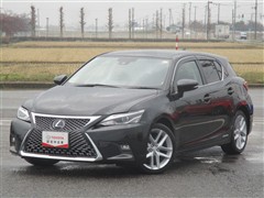 CT200h バージョンL