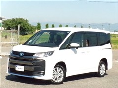 トヨタ ノア HV S-Z E-Four