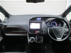 エスクァイア Gi 4WD