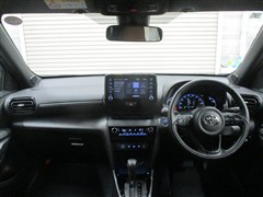 ヤリスクロス HV Z Adv E-4