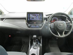 カローラツーリング G-X プラス