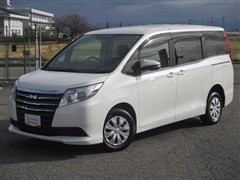 トヨタ ノア X ディライトプラス 4WD