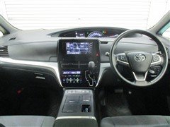 エスティマHV アエラス E-Four