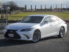 ES300h バージョンL