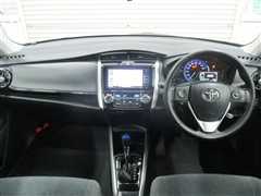 カローラアクシオ HV G