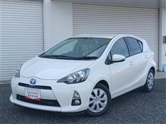 トヨタ アクア S