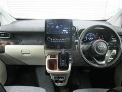 シエンタ HV Z E-Four