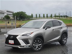 レクサス NX300 Fスポーツ 4WD