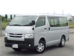 トヨタ ハイエースV DX 4WD