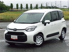 トヨタ シエンタ HV G 5ニンノリ