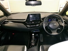 C-HR Gモードネロ