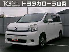 トヨタ ヴォクシー X