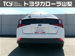 プリウス S