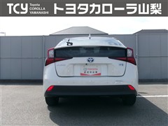 プリウス A