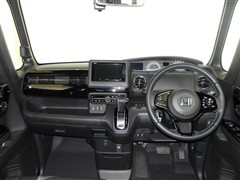 N-BOX カスタムL ターボ