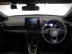 ヤリス ハイブリッド Z 4WD