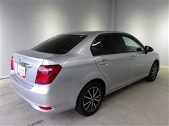 カローラアクシオ X