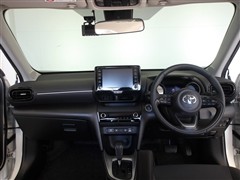 ヤリスクロス G