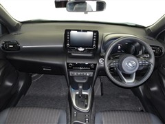 ヤリスクロス Z