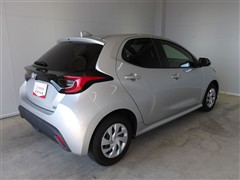 ヤリス ハイブリッド G