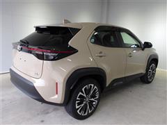 ヤリスクロス Z HV