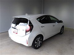 アクア S スタイルブラック