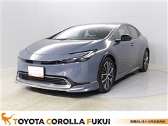 トヨタ　プリウス Z 4WD