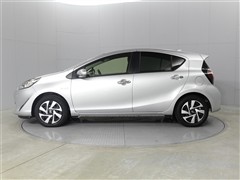 アクア S スタイルブラック