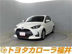 トヨタ ヤリス HEV X