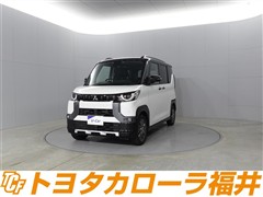 三菱 デリカミニ T プレミアム 4WD