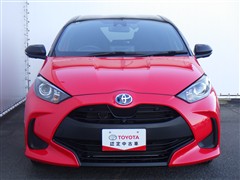 ヤリス ハイブリッド X