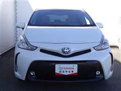 プリウスアルファ S