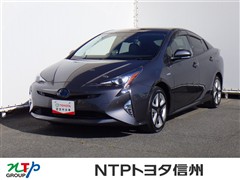 トヨタ プリウス A プレミアムツーリング