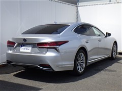 LS500h バージョンL