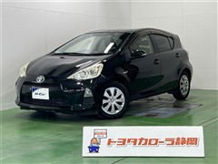 トヨタ　アクア S