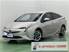 トヨタ プリウス A ツーリングセレクション