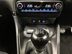 GRヤリス RZハイパフォーマンス