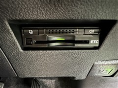 カローラアクシオ 1.5G