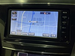 プリウスアルファ S