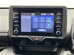 ヤリス ハイブリッド X