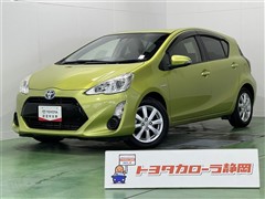 トヨタ　アクア G