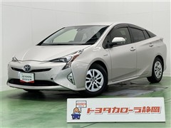 プリウス Sセーフティプラス