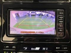 プリウス Sセーフティプラス