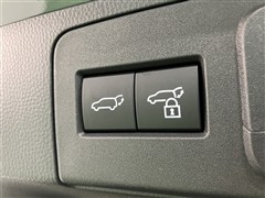 クラウン スポーツ Z