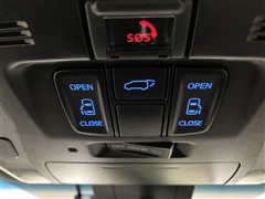 ヴェルファイアZゴールデンアイズ