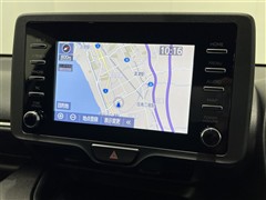 ヤリス ハイブリッド X