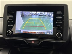 ヤリス ハイブリッド X