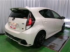 アクア G GRスポーツ17インチ